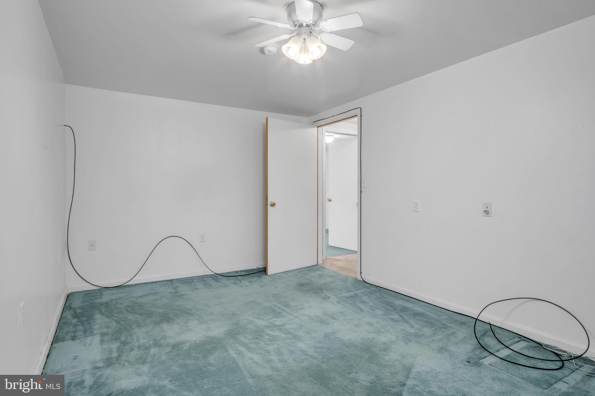 VALLEY MEADOWS - Residential