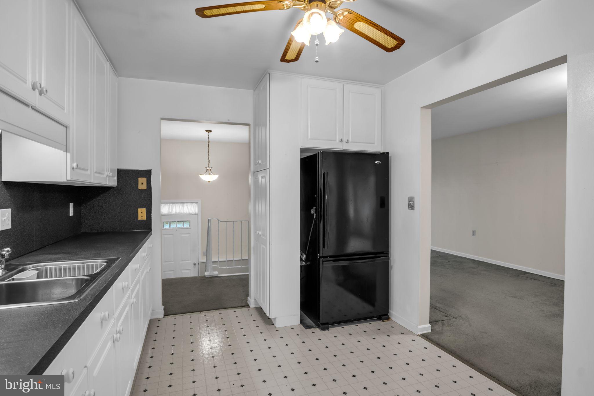 VALLEY MEADOWS - Residential