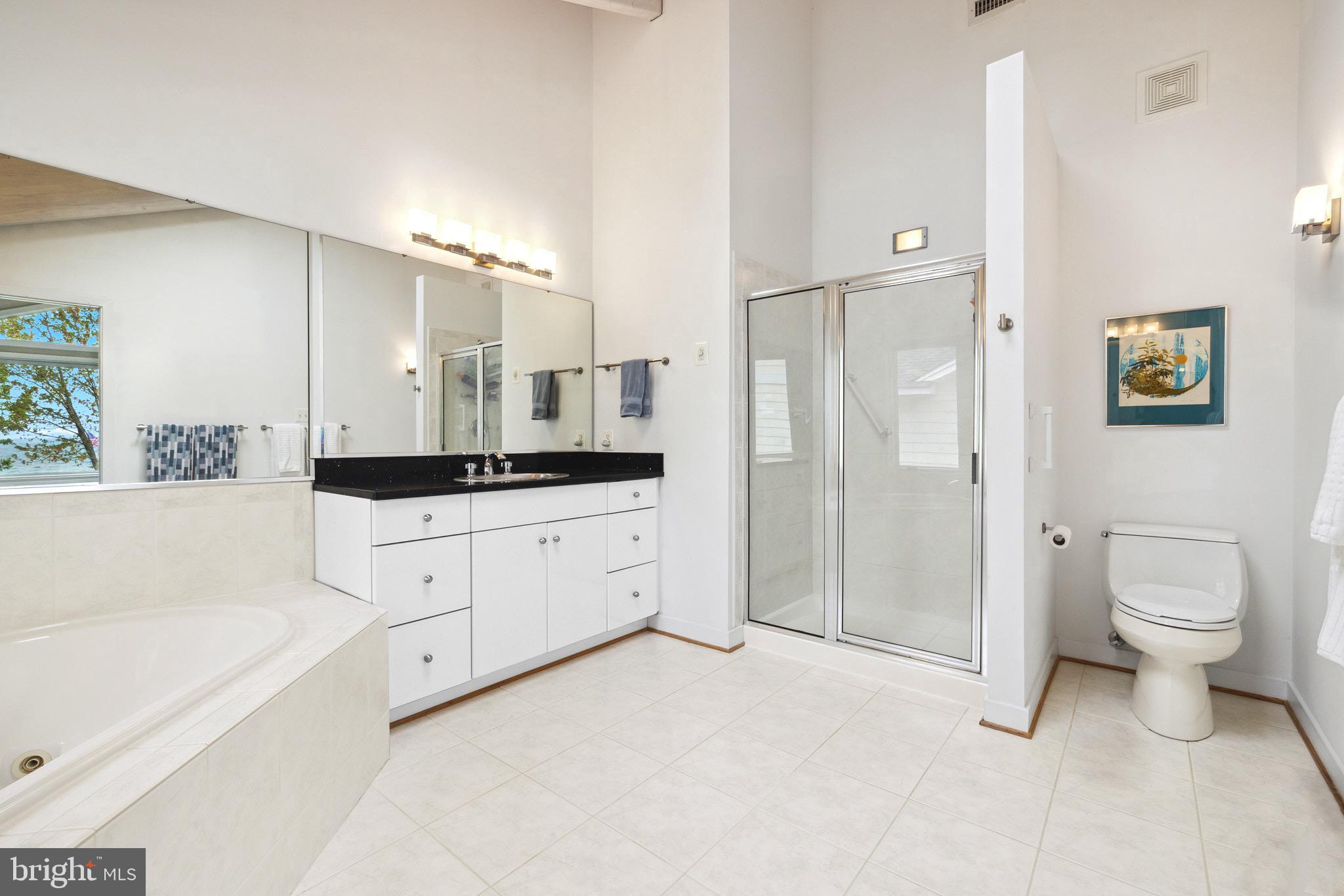 HOLLAND POINT - Residential