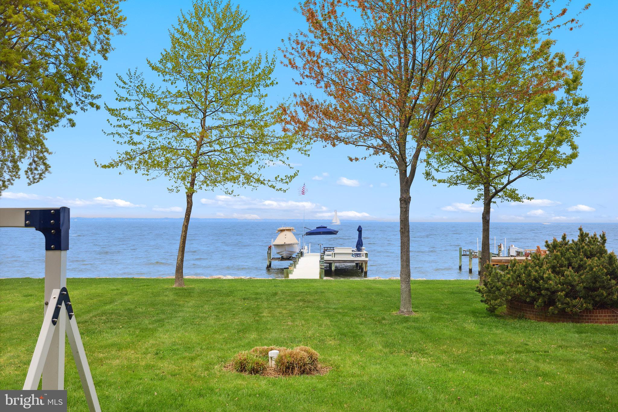 HOLLAND POINT - Residential