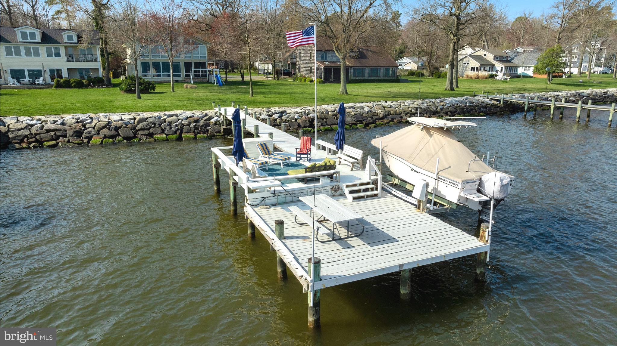 HOLLAND POINT - Residential