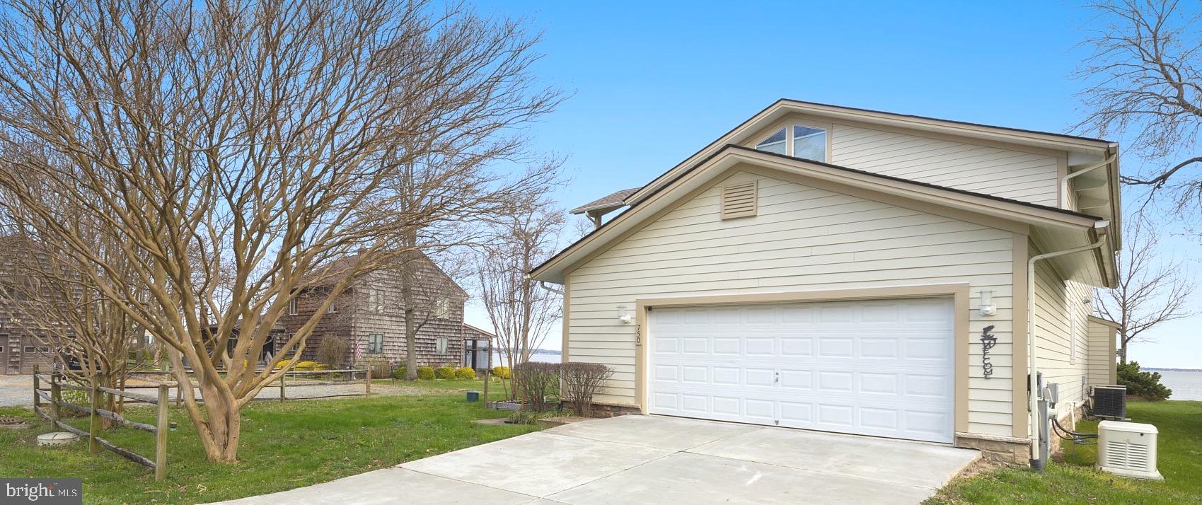 HOLLAND POINT - Residential