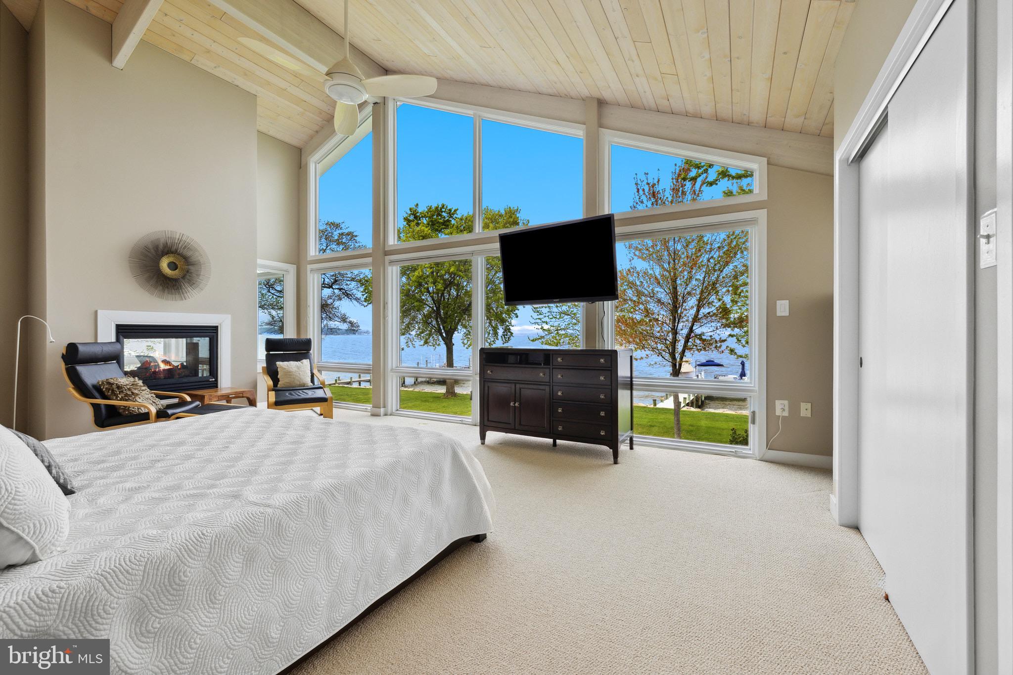 HOLLAND POINT - Residential