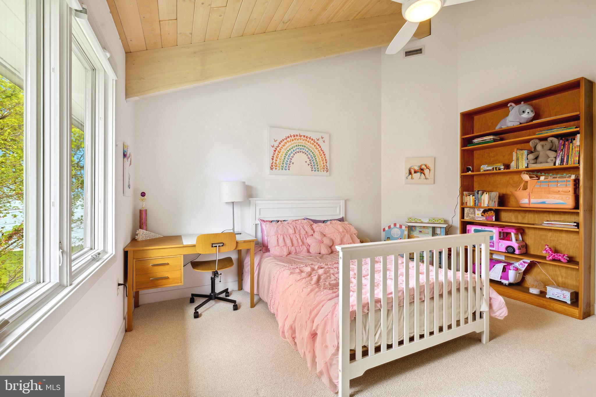 HOLLAND POINT - Residential