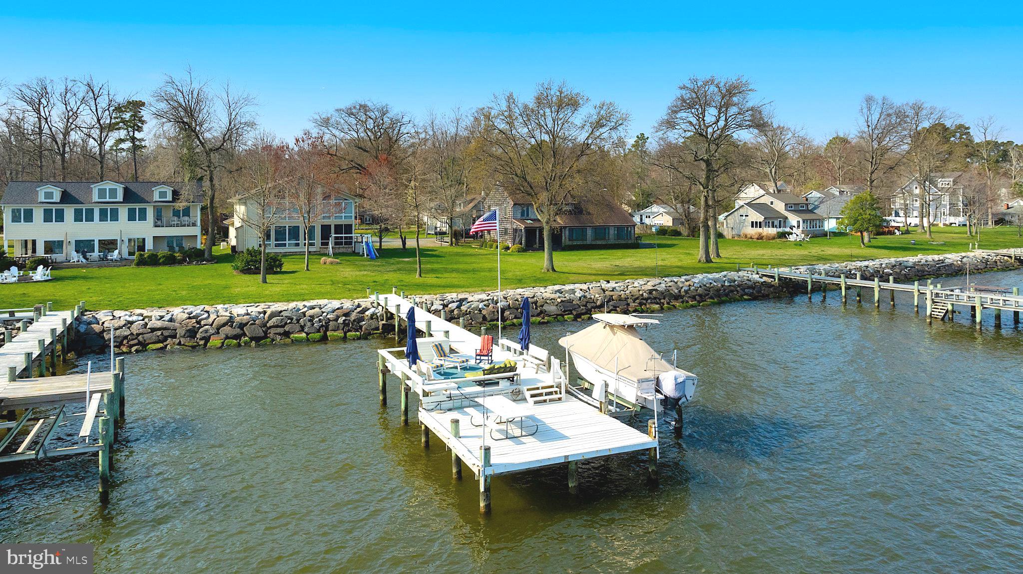 HOLLAND POINT - Residential