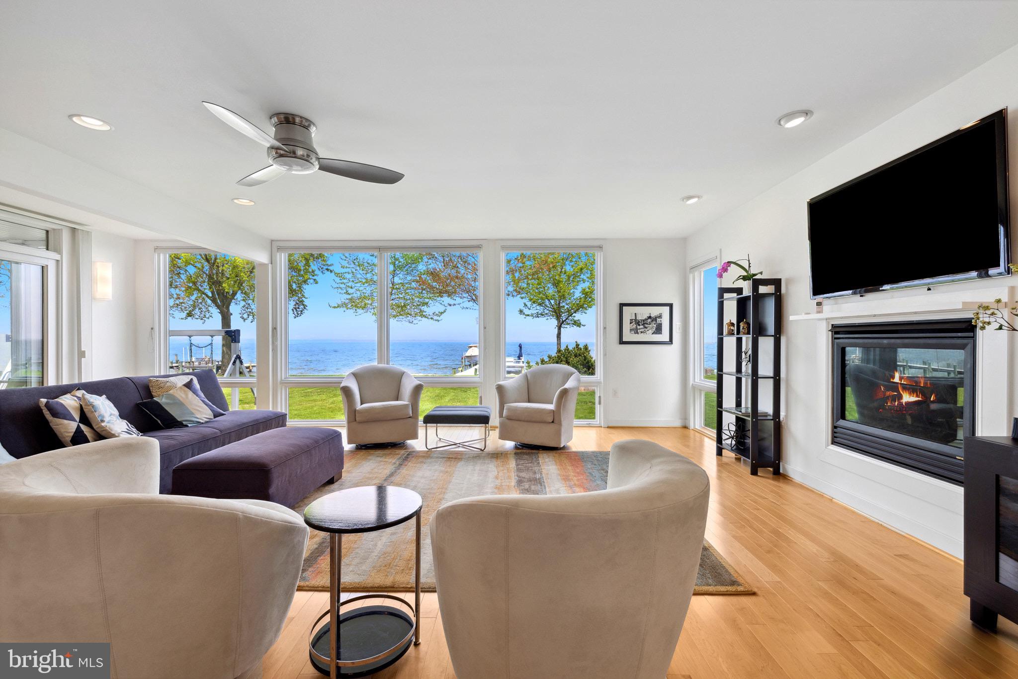 HOLLAND POINT - Residential