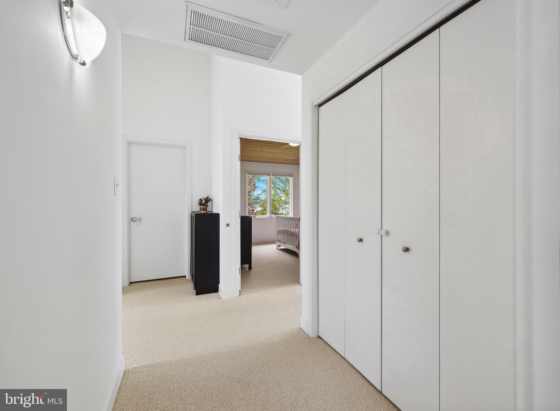 HOLLAND POINT - Residential