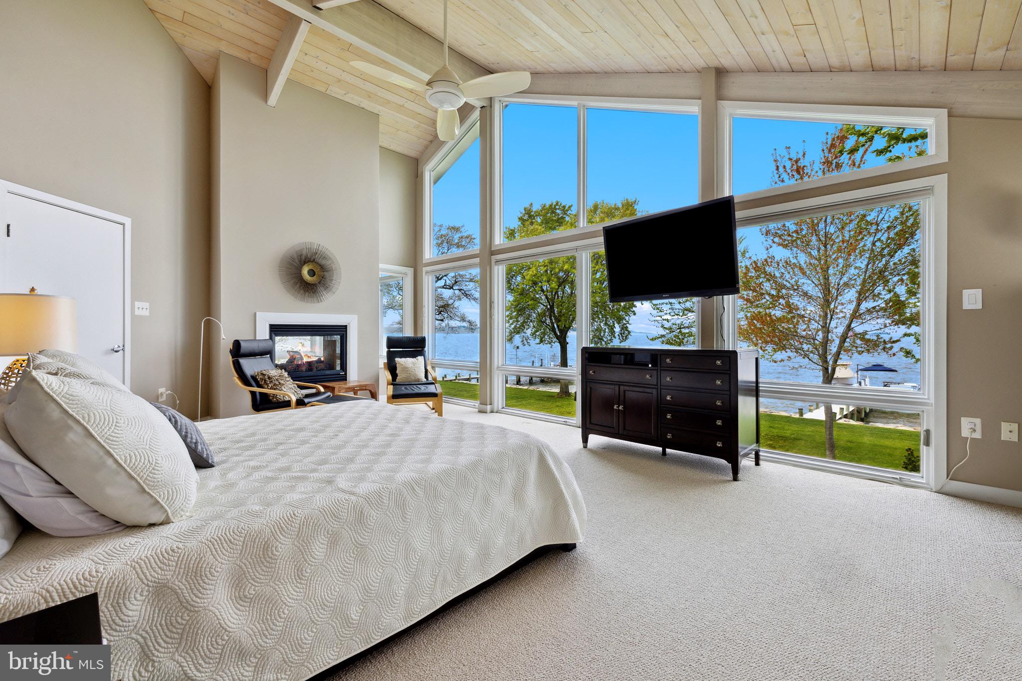 HOLLAND POINT - Residential