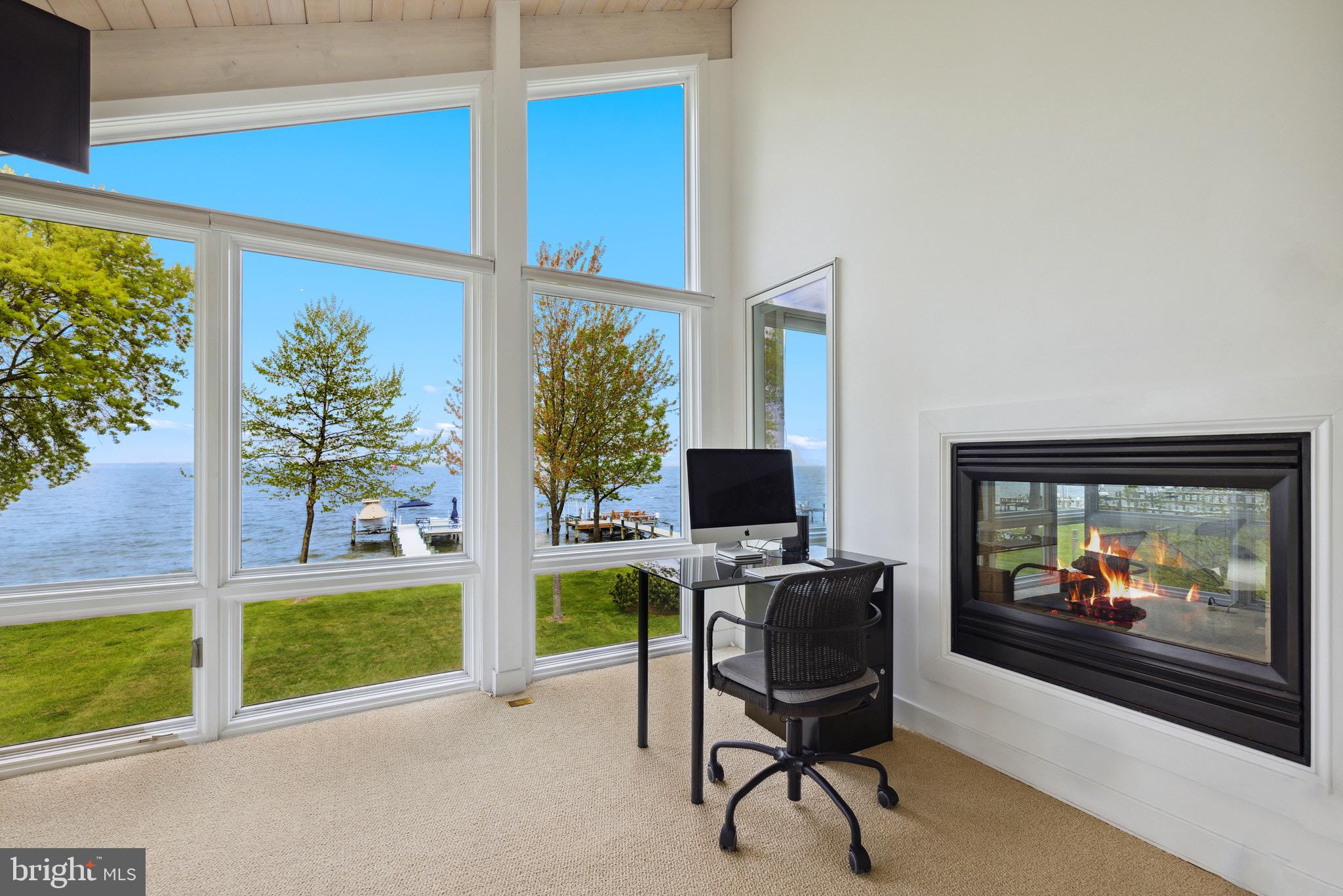 HOLLAND POINT - Residential