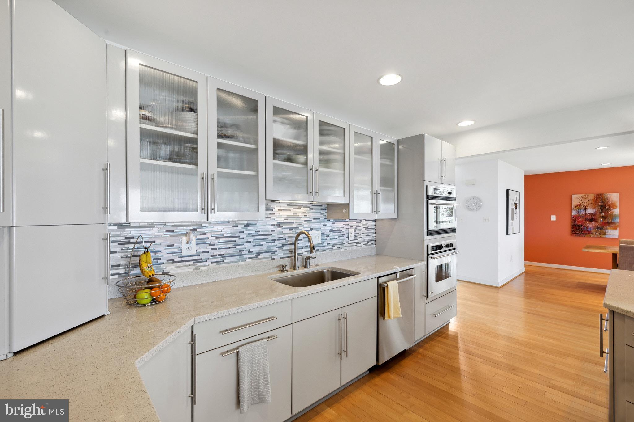 HOLLAND POINT - Residential