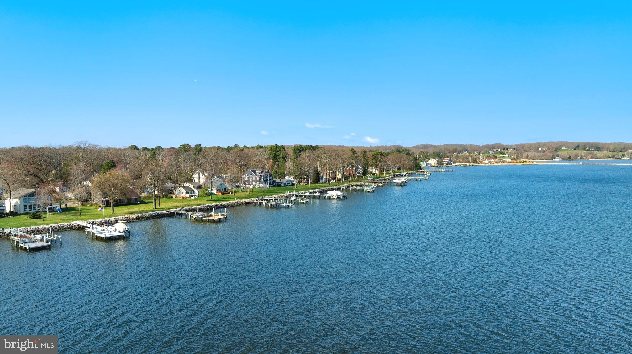 HOLLAND POINT - Residential