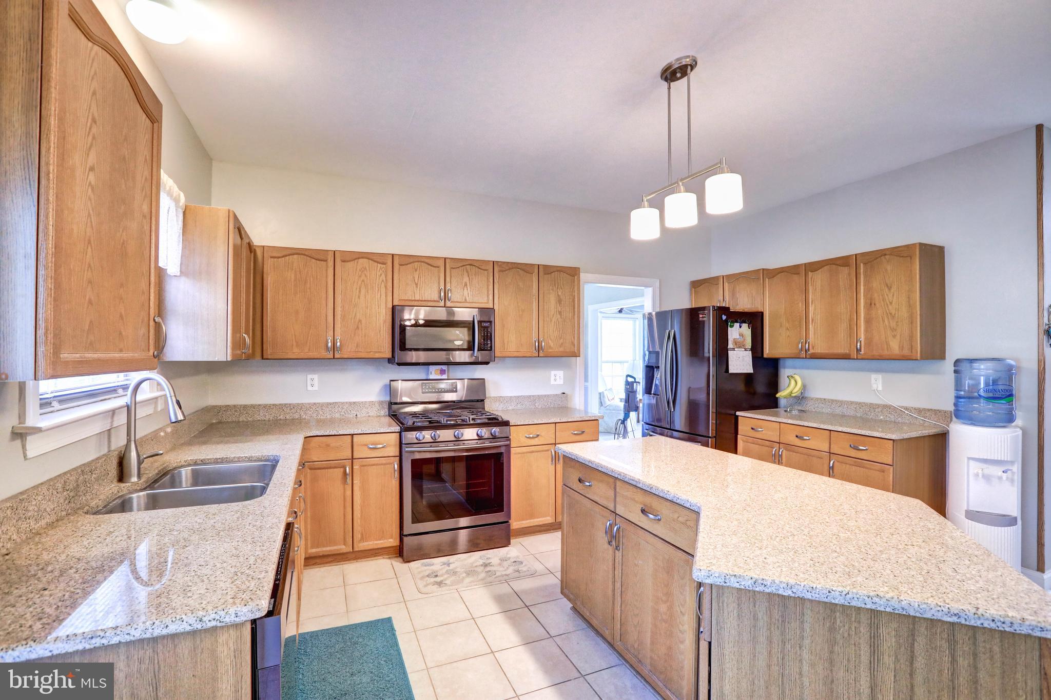 MEADOW BROOK - Residential