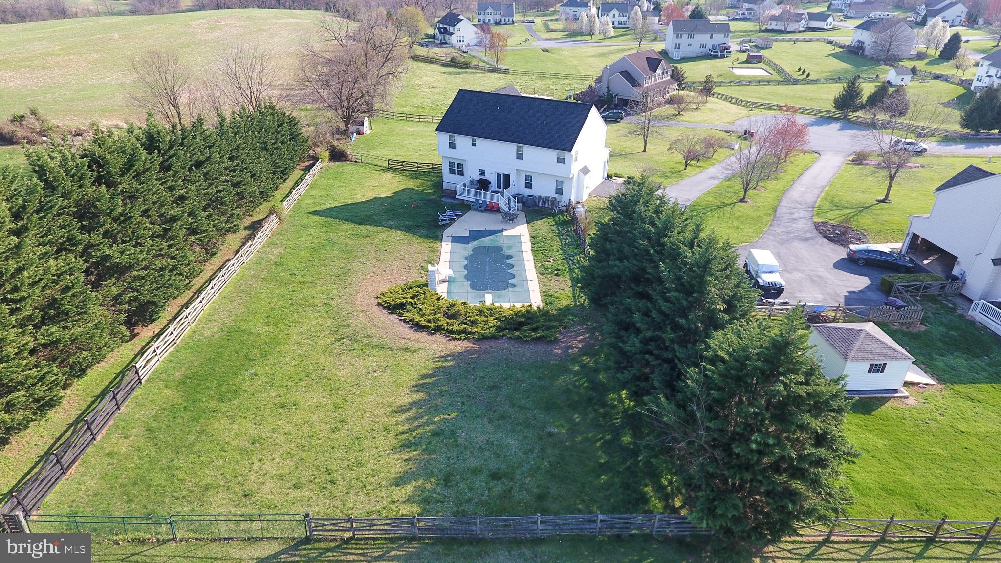 MEADOW BROOK - Residential