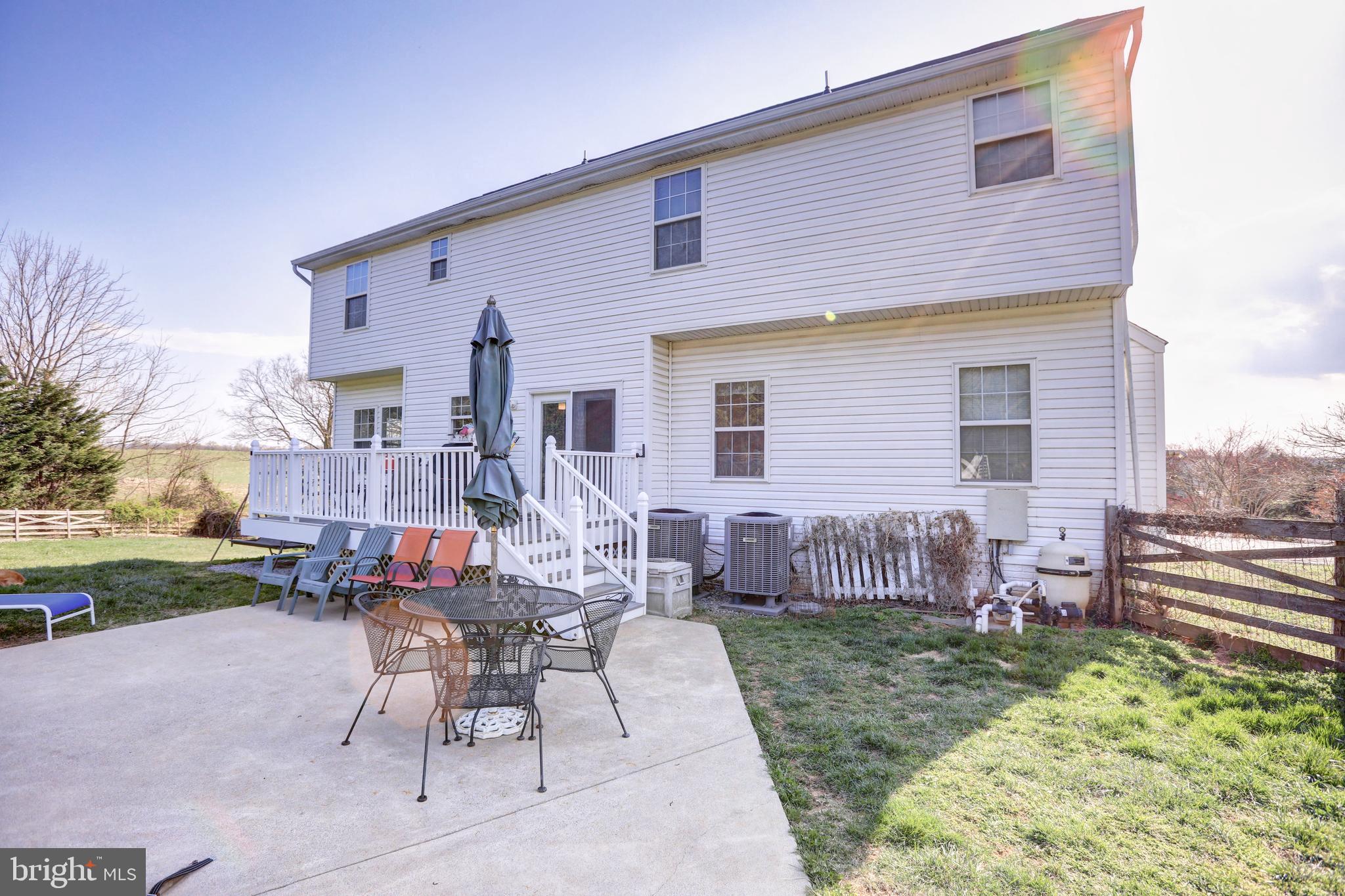 MEADOW BROOK - Residential