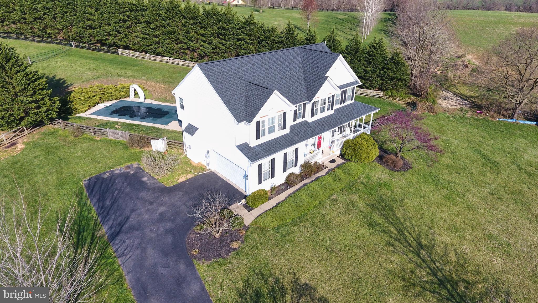 MEADOW BROOK - Residential