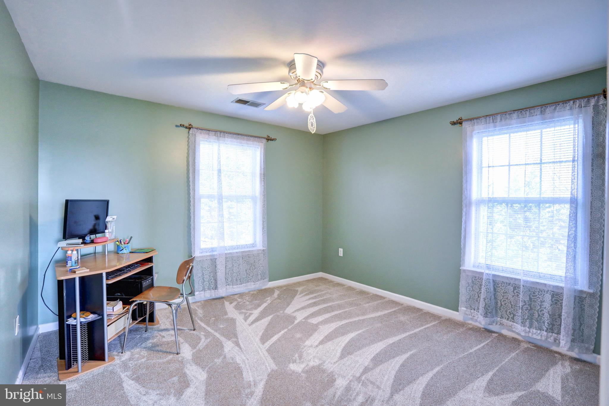 MEADOW BROOK - Residential