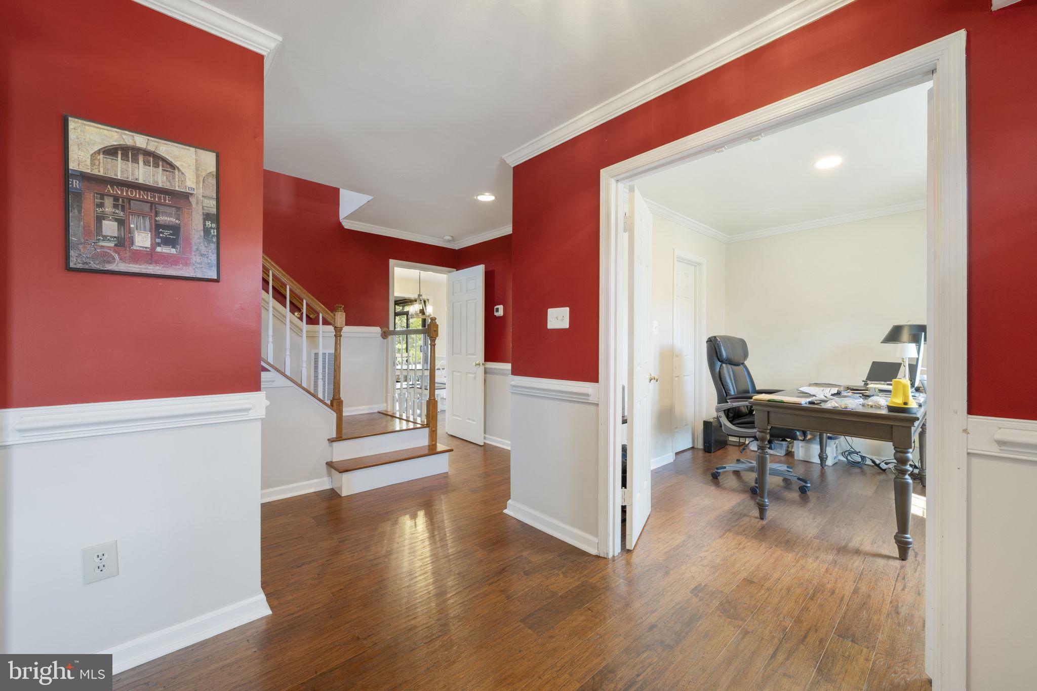 SIGNAL HILL - Residential