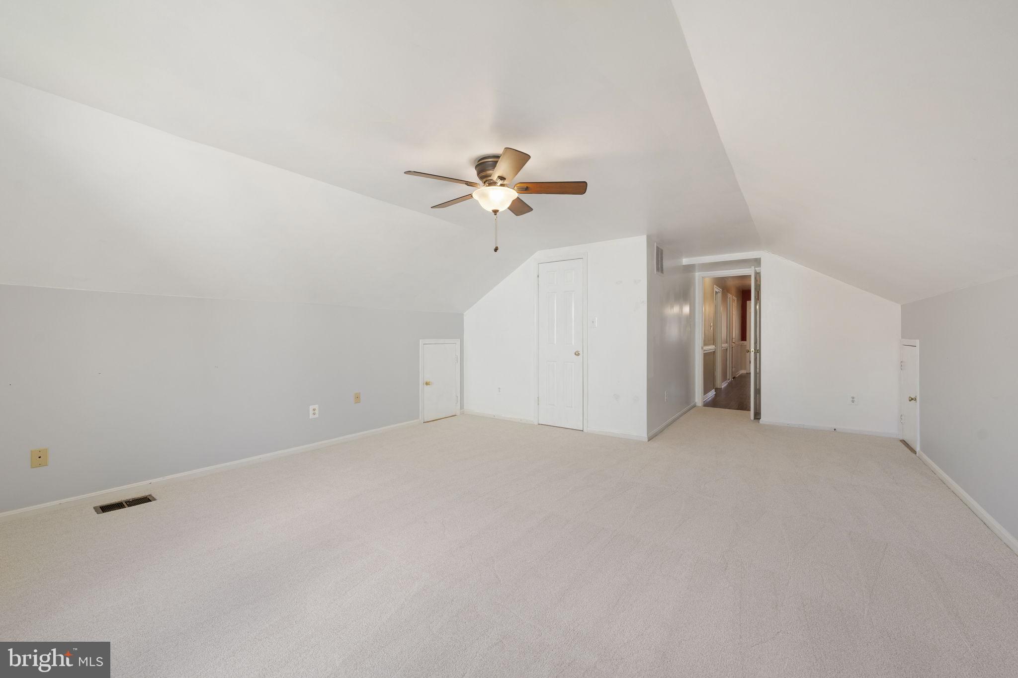 SIGNAL HILL - Residential