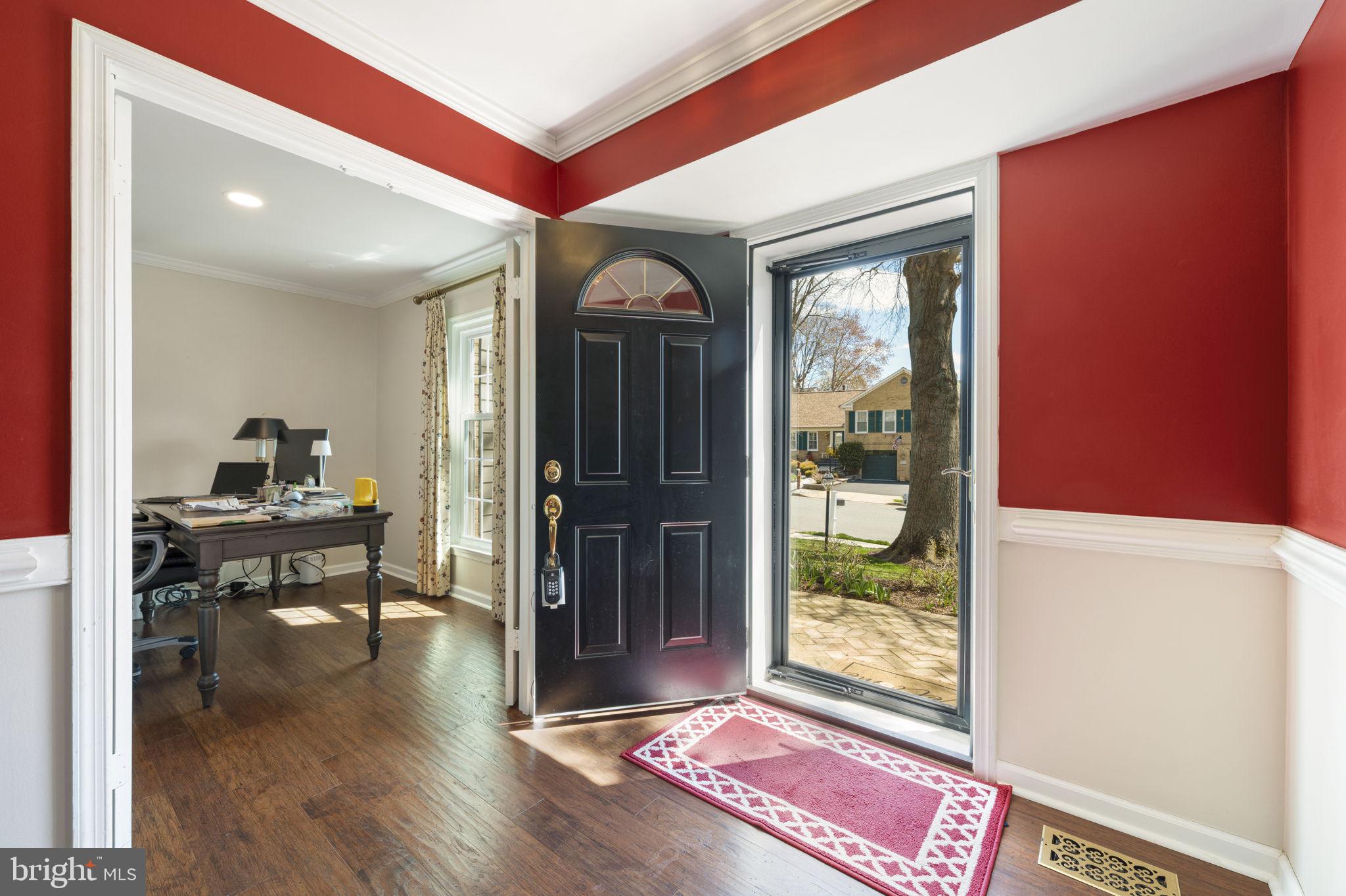 SIGNAL HILL - Residential