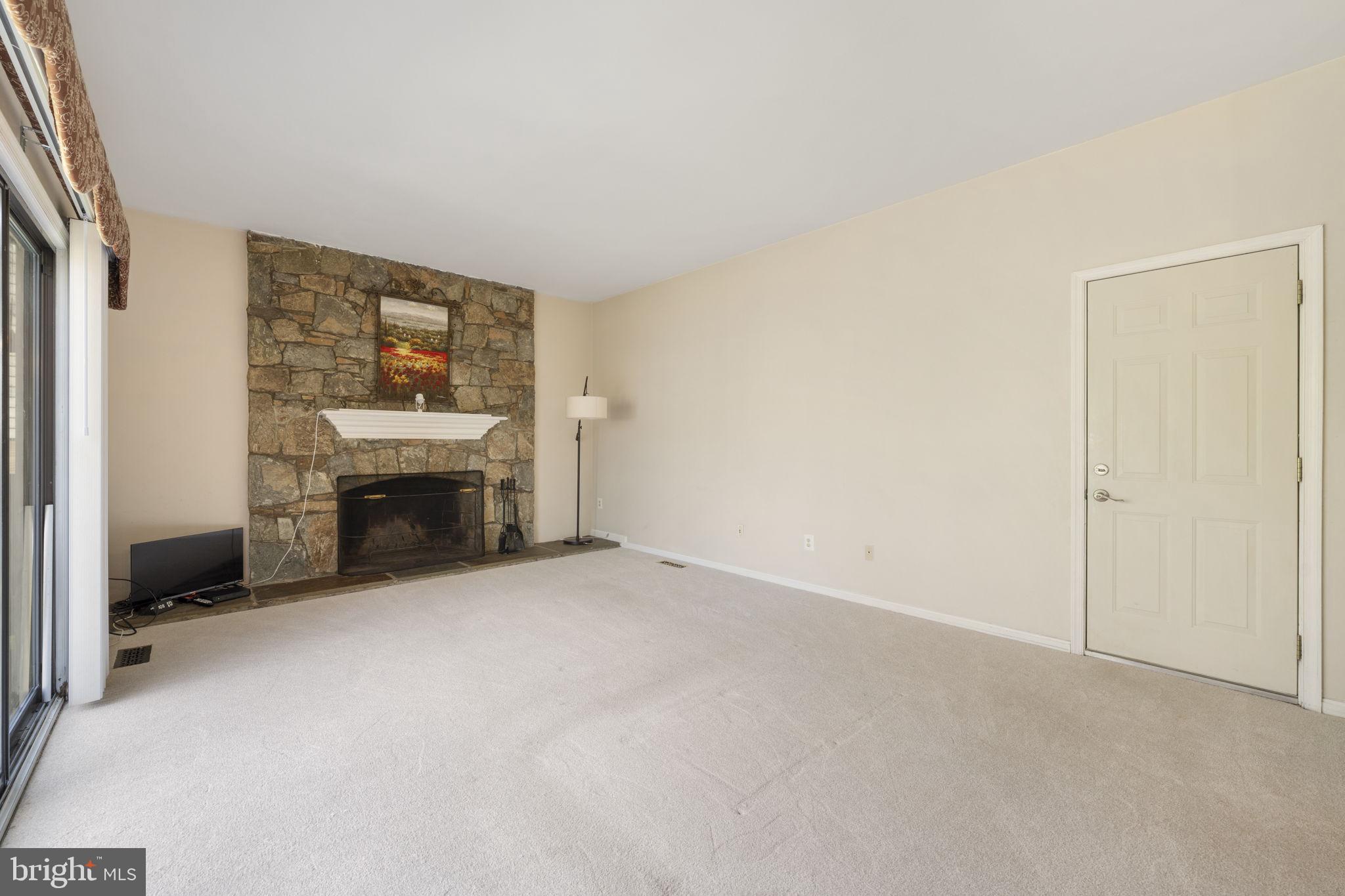 SIGNAL HILL - Residential