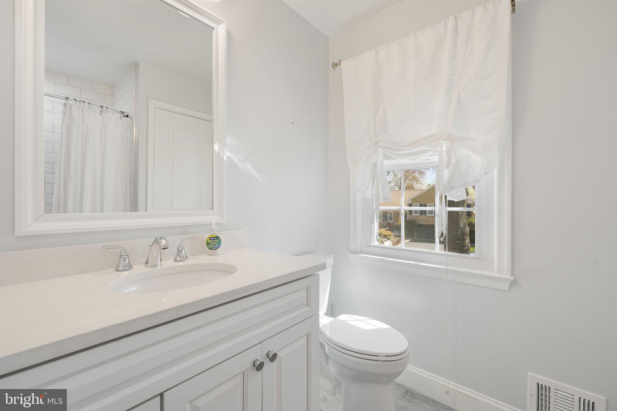 SIGNAL HILL - Residential