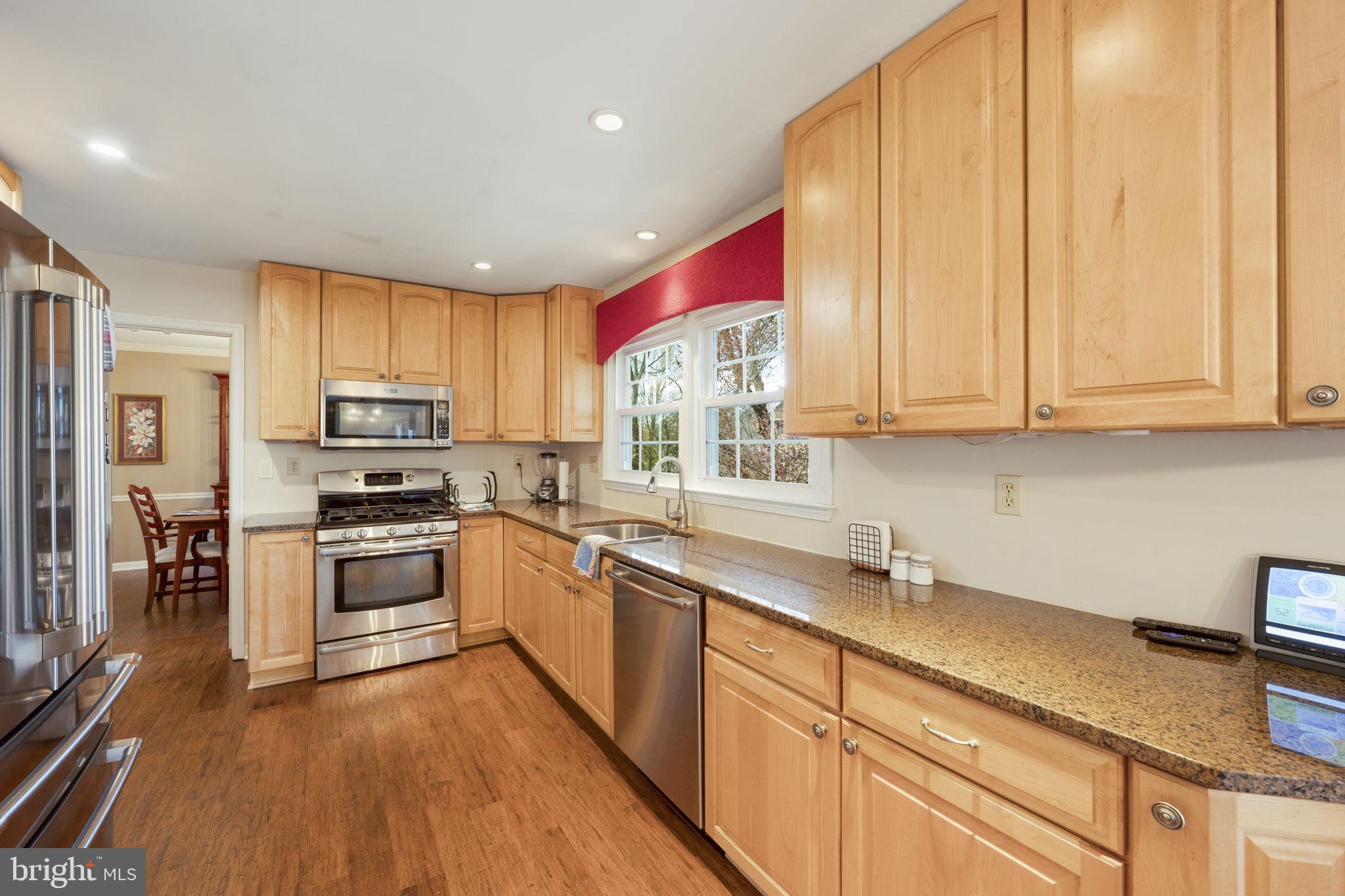 SIGNAL HILL - Residential