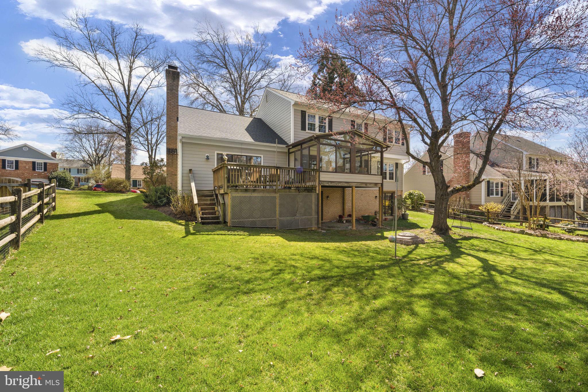 SIGNAL HILL - Residential