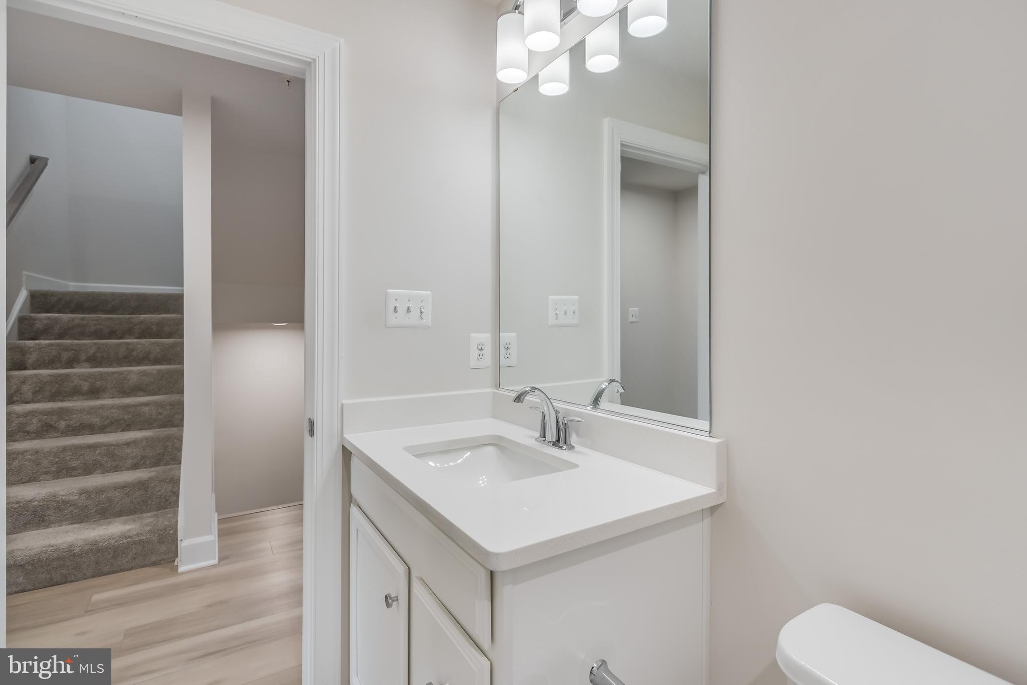 MARLBORO RIDGE - Residential