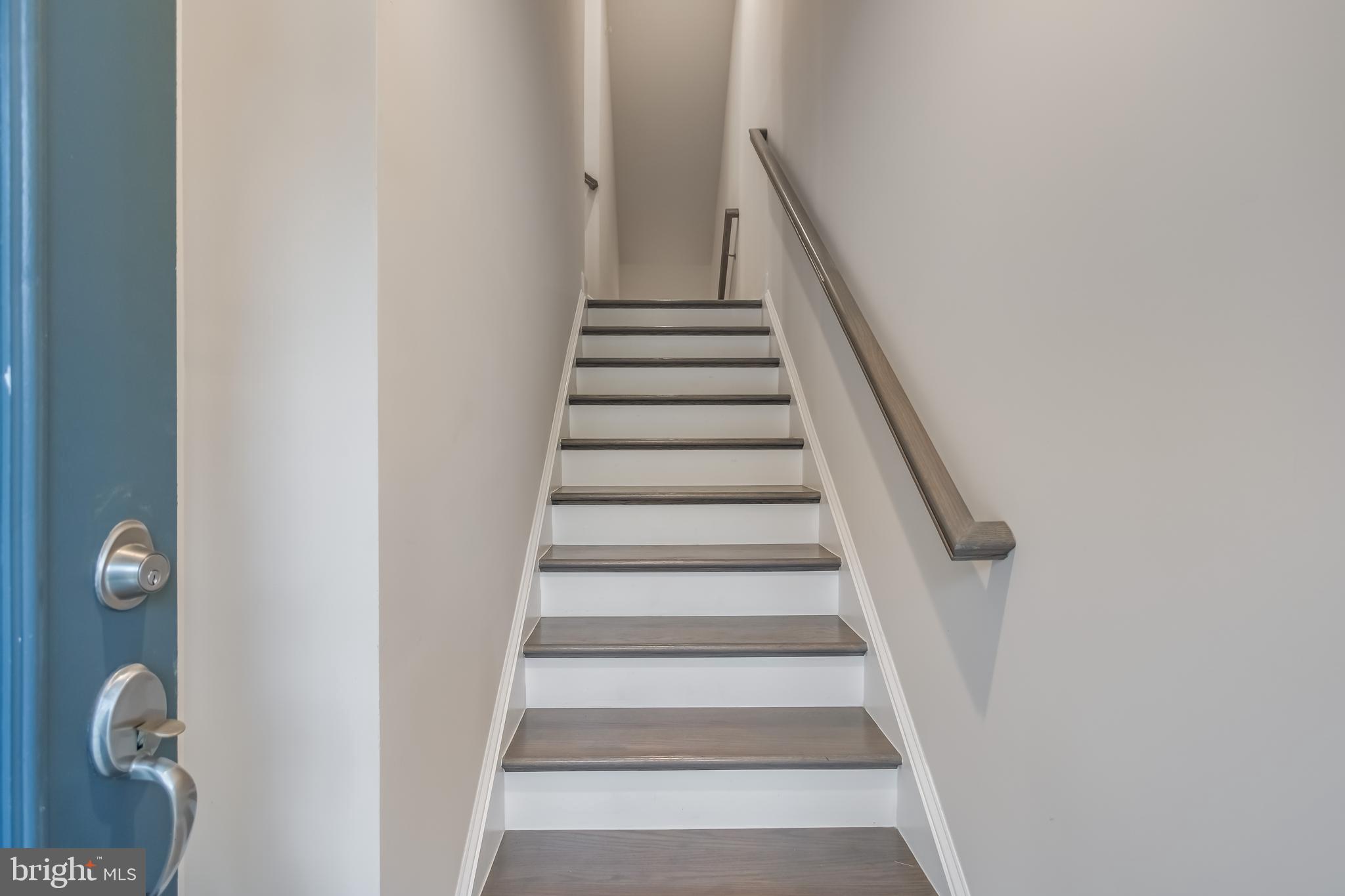 MARLBORO RIDGE - Residential