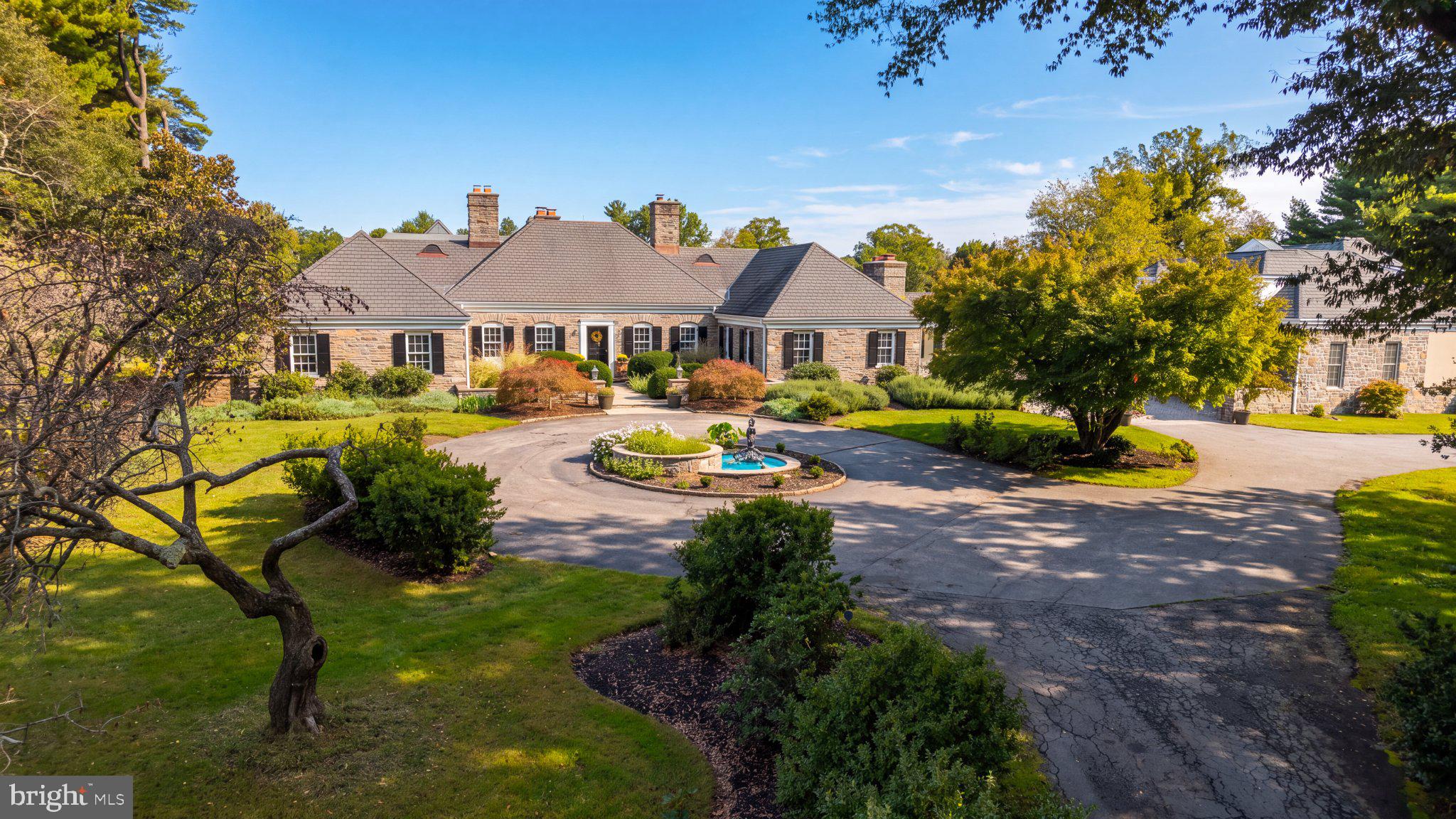400 CAMPBELL ROAD