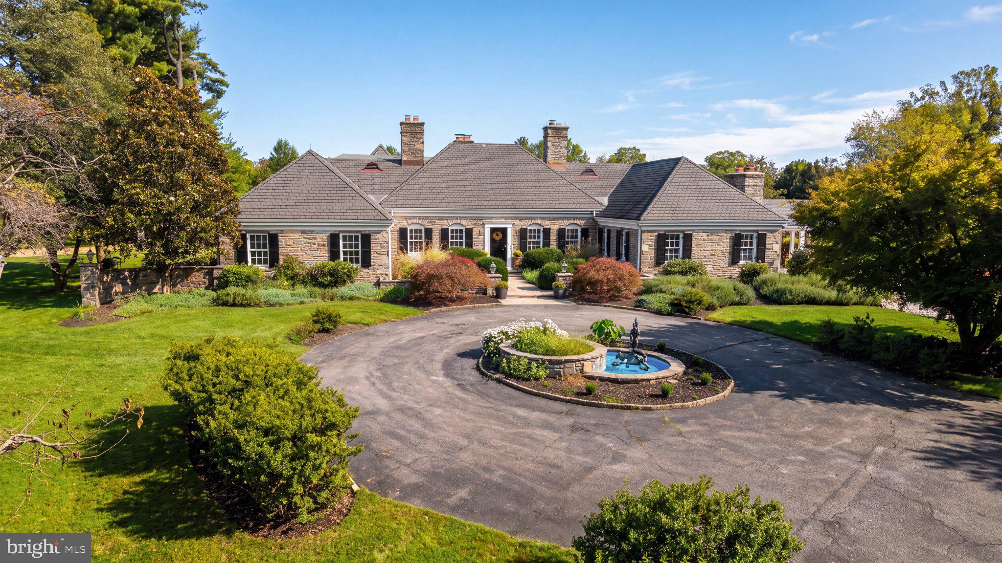 400 CAMPBELL ROAD