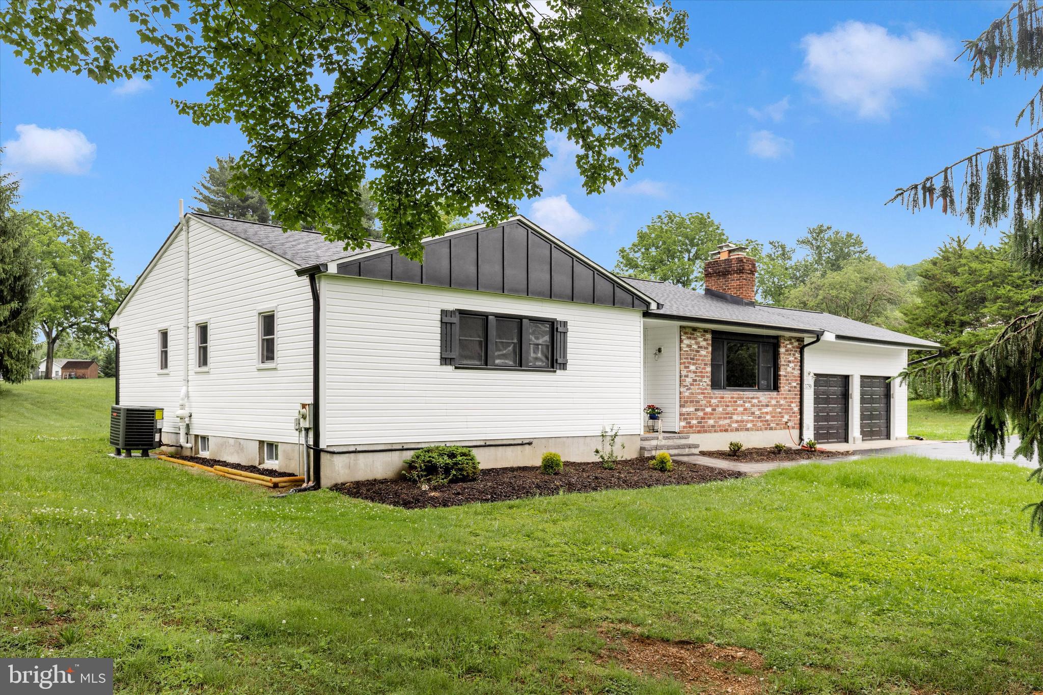 1750 KEEL DRIVE