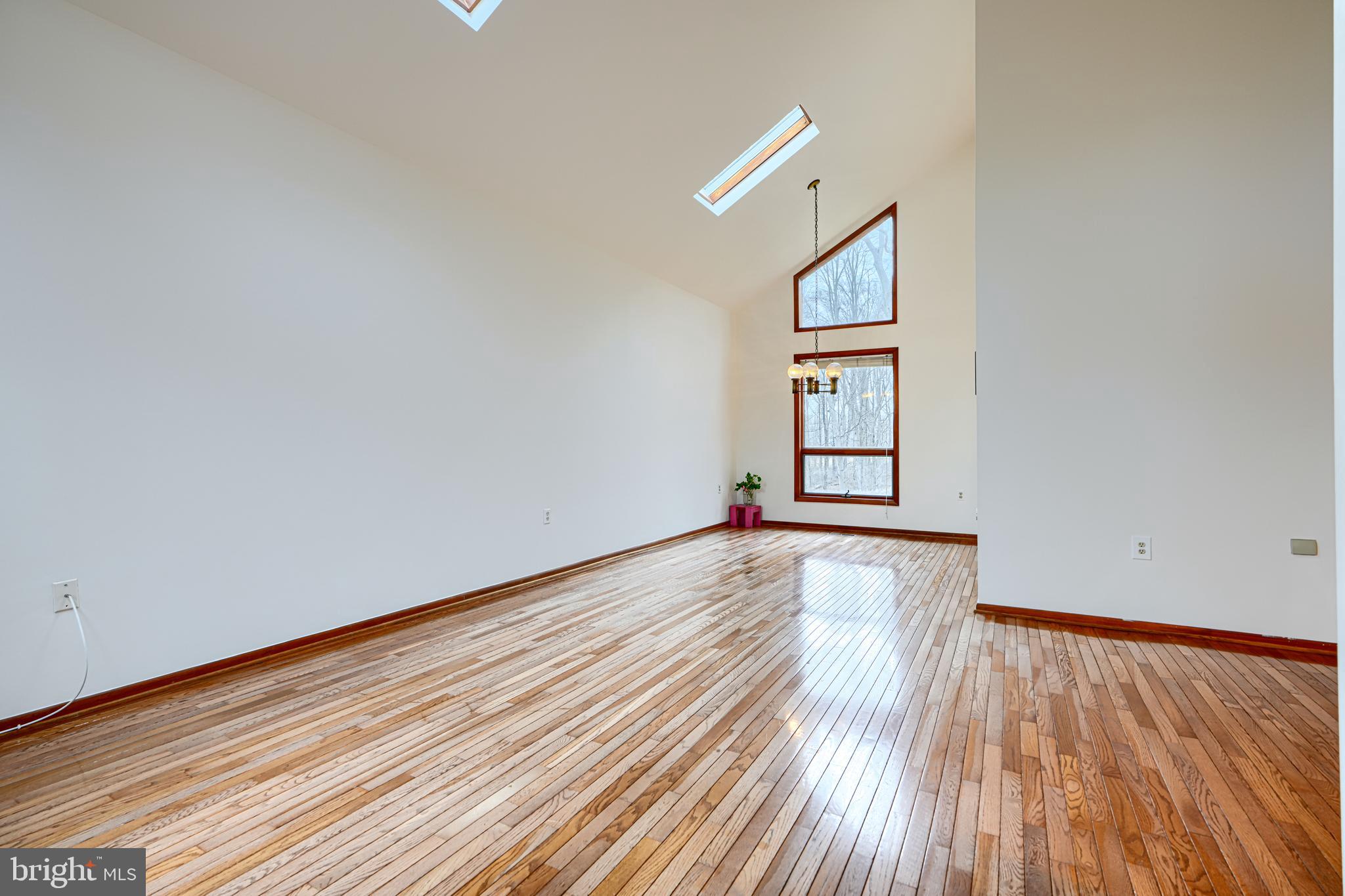 PRIESTFORD HILLS - Residential