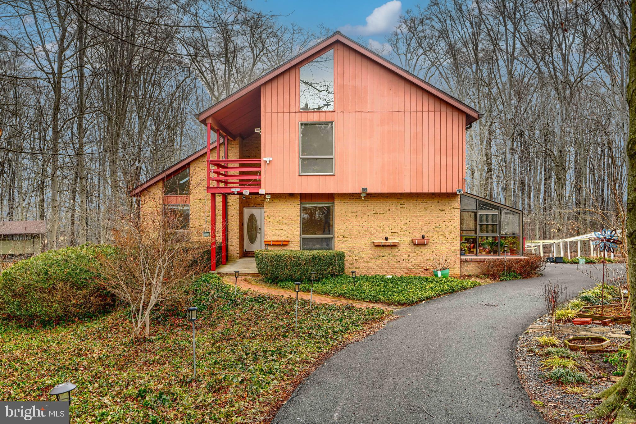 PRIESTFORD HILLS - Residential