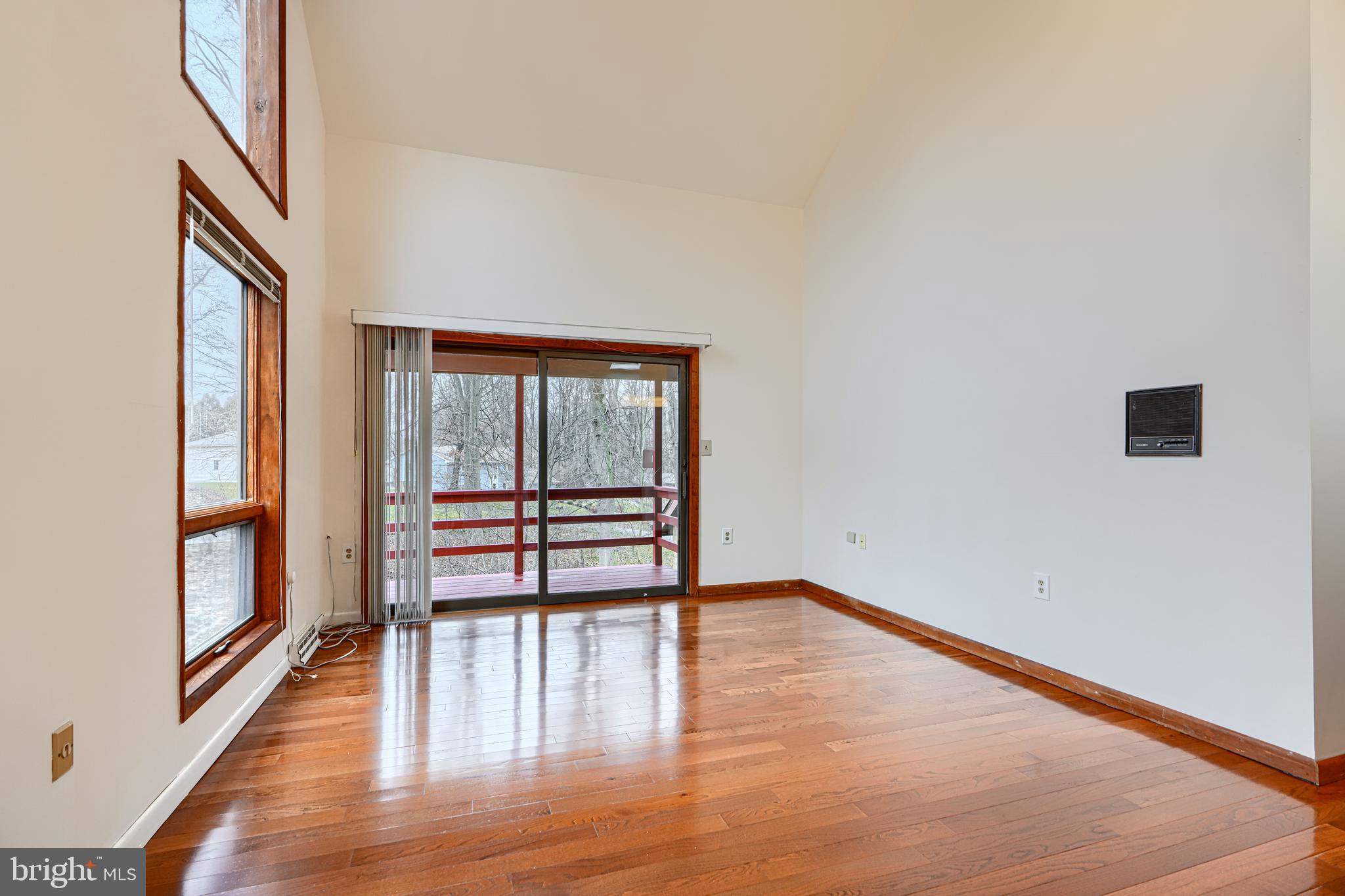 PRIESTFORD HILLS - Residential