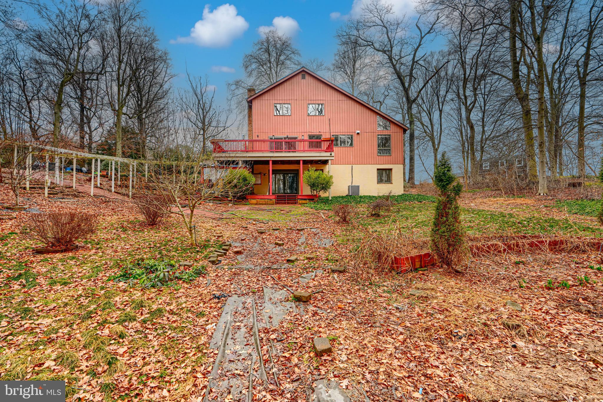 PRIESTFORD HILLS - Residential