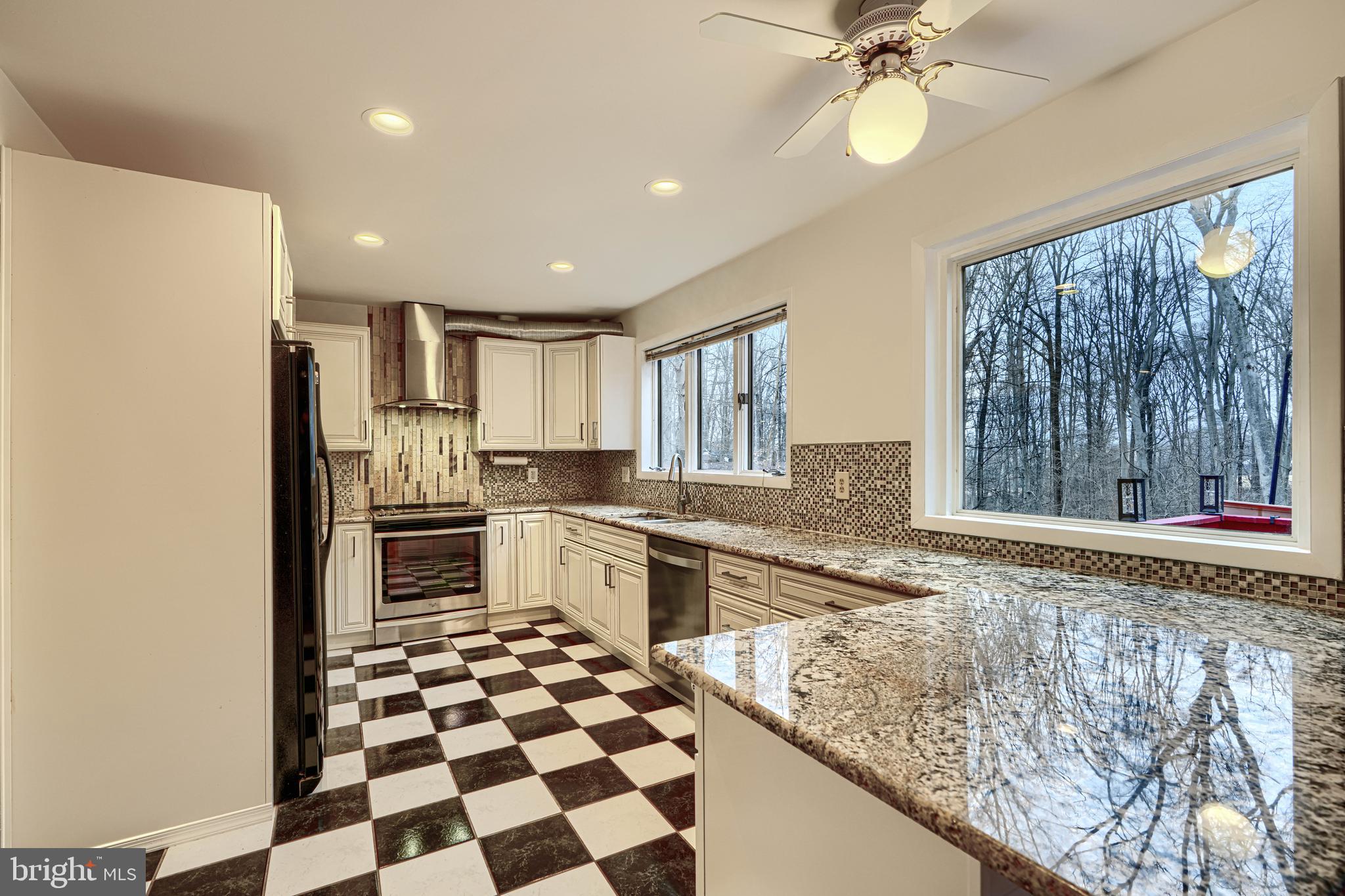 PRIESTFORD HILLS - Residential