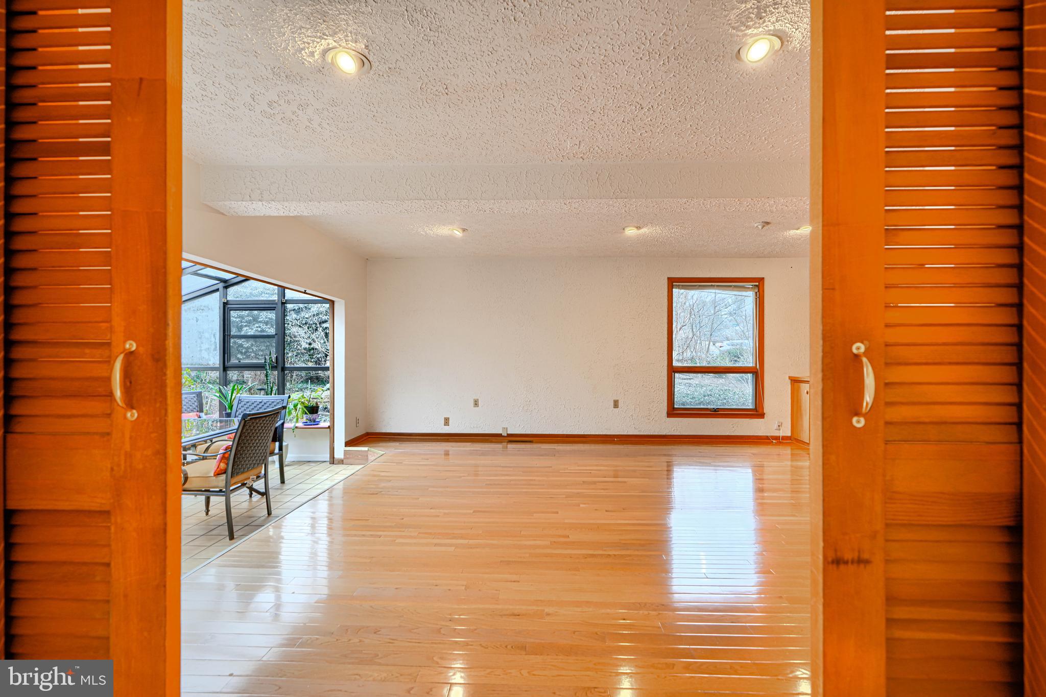 PRIESTFORD HILLS - Residential