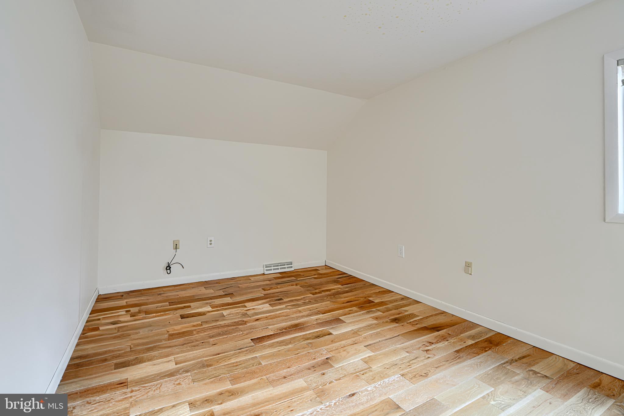 PRIESTFORD HILLS - Residential