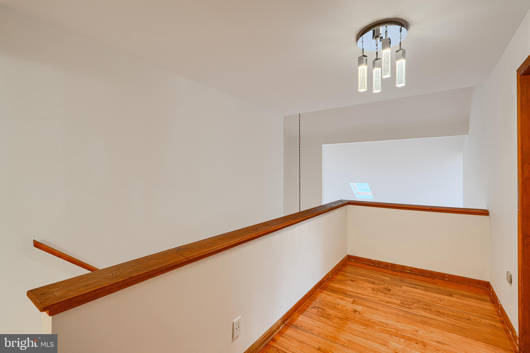 PRIESTFORD HILLS - Residential