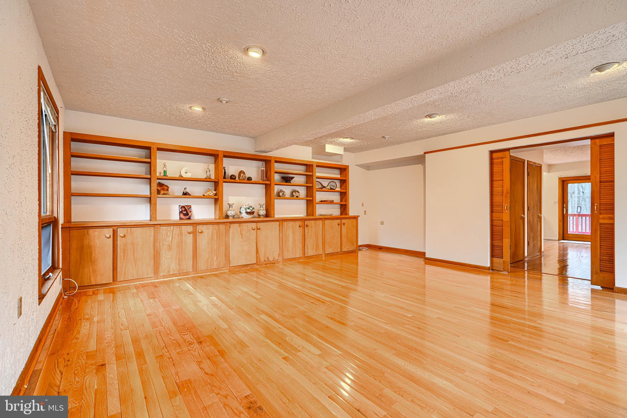 PRIESTFORD HILLS - Residential