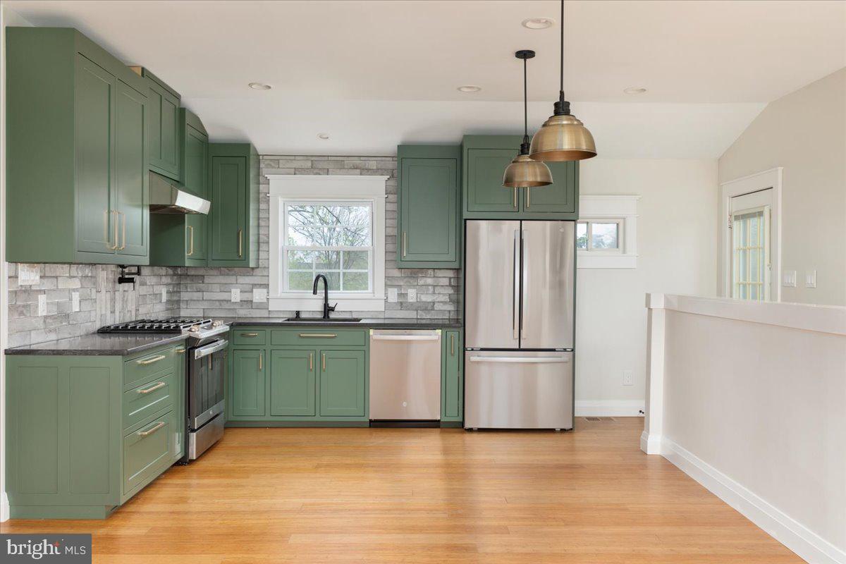 FREDERICK HEIGHTS - Residential