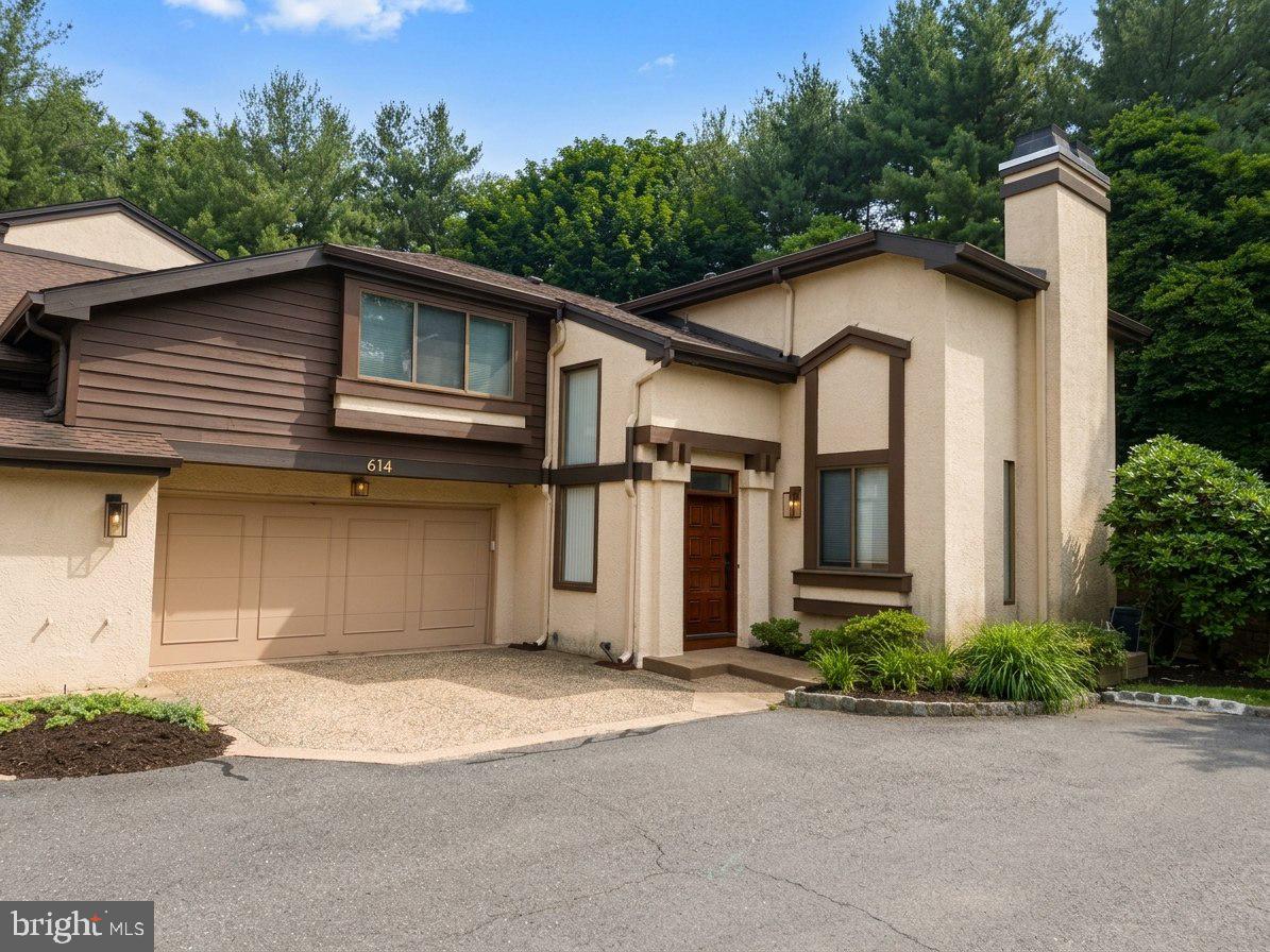 614 SAYRE DRIVE