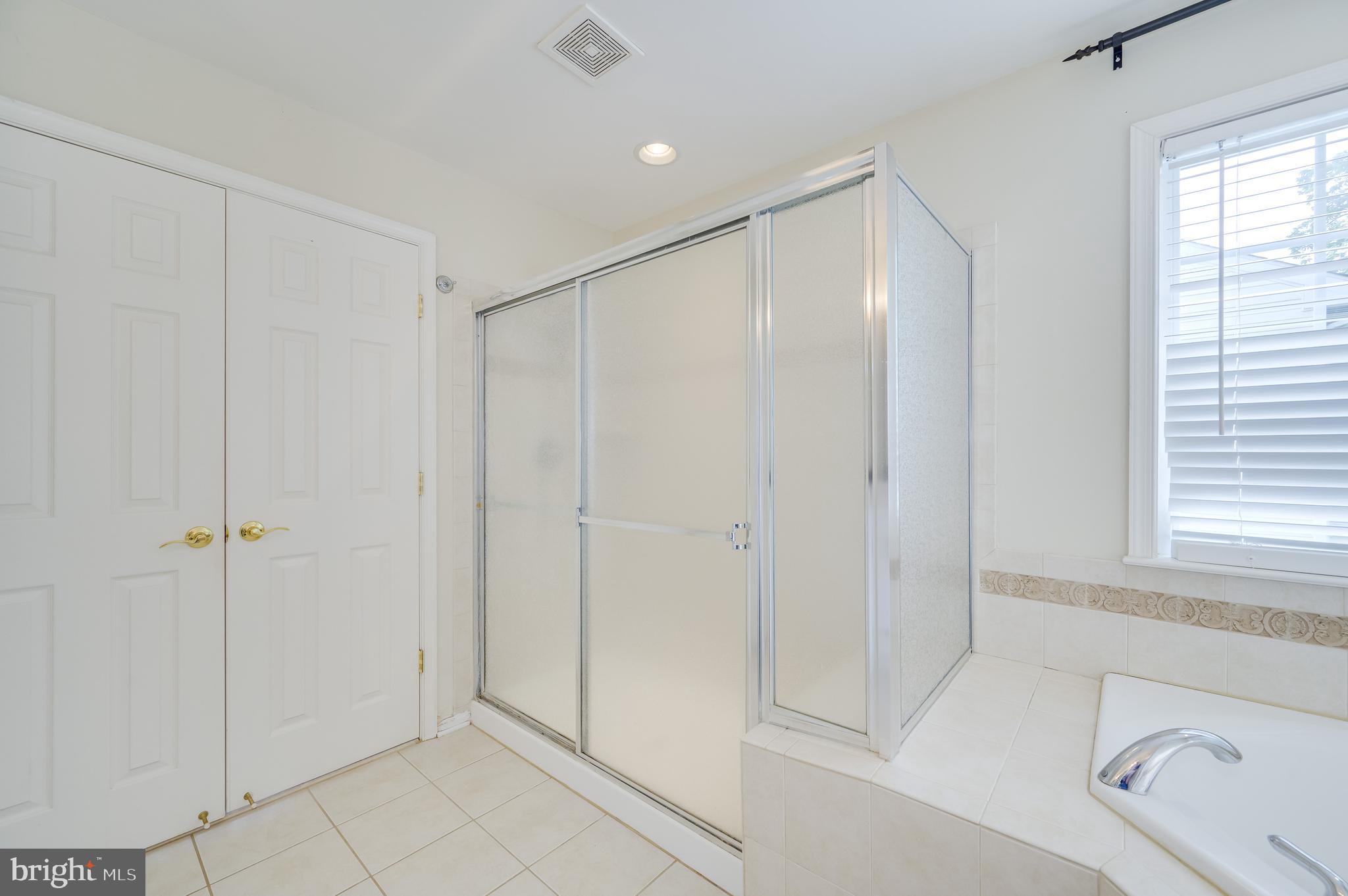 THE GALLERY - Residential