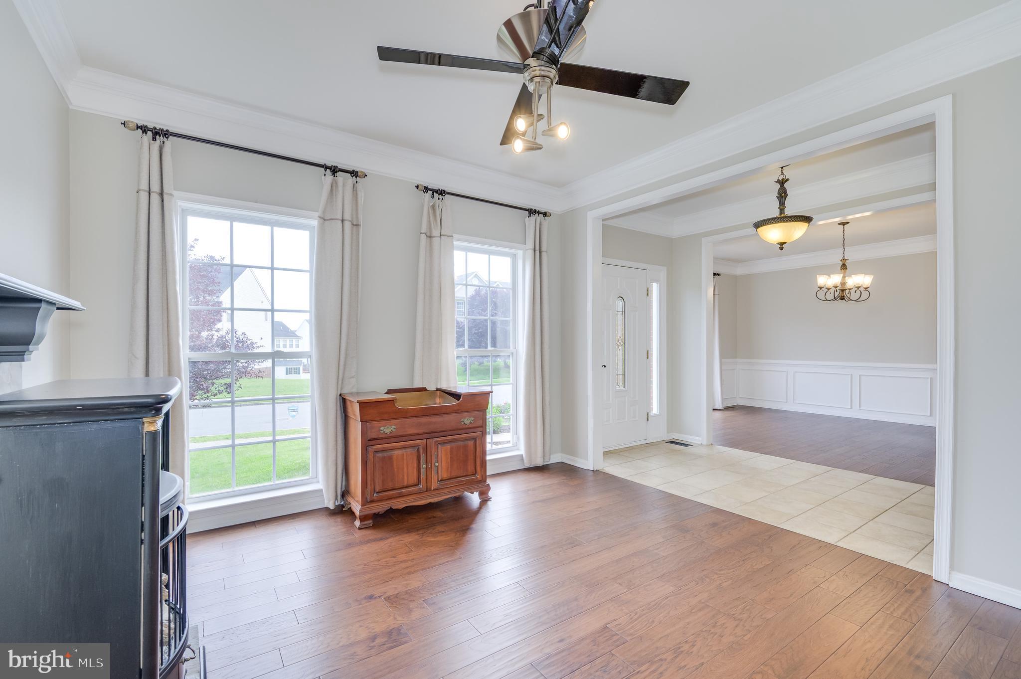 349 RUBENS CIRCLE