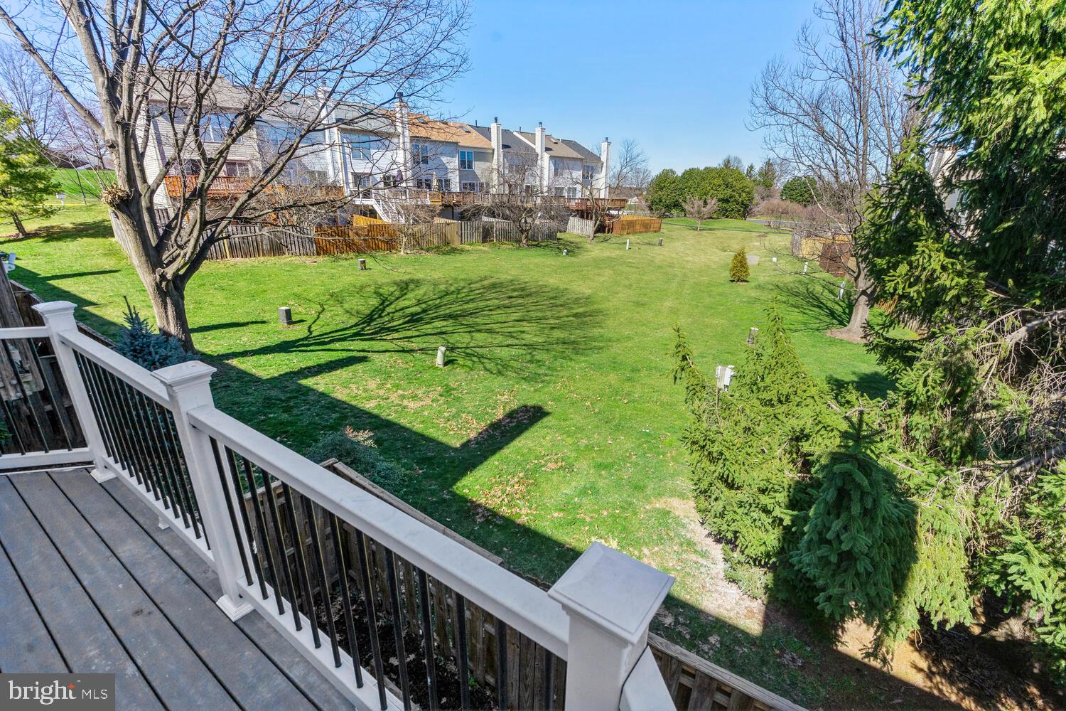 ASHBURN FARM - Residential