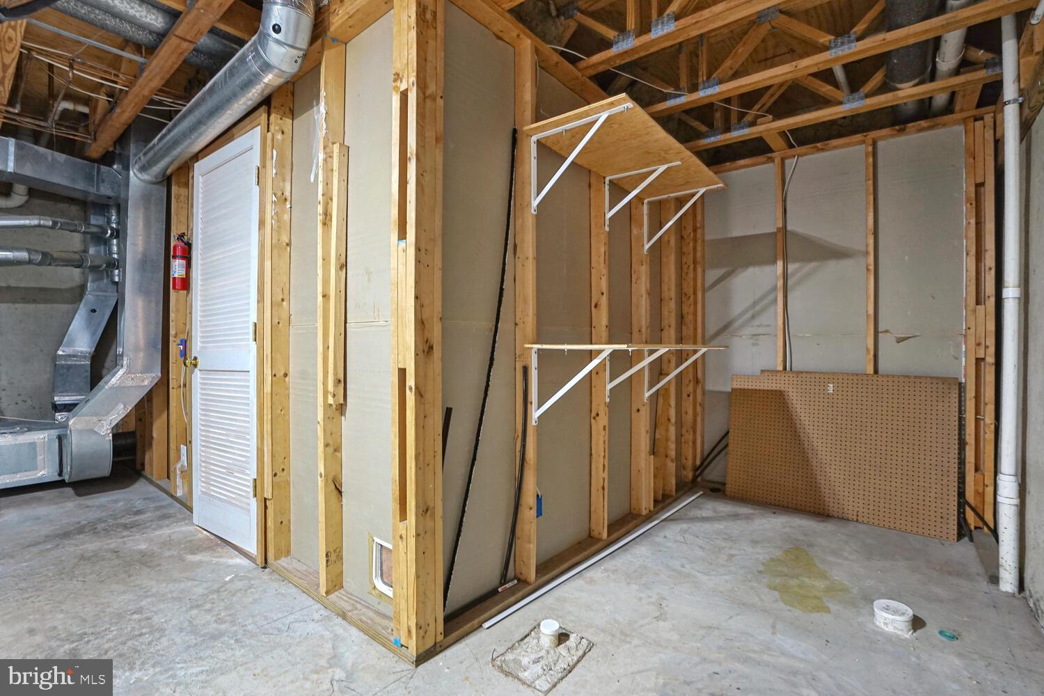 ASHBURN FARM - Residential