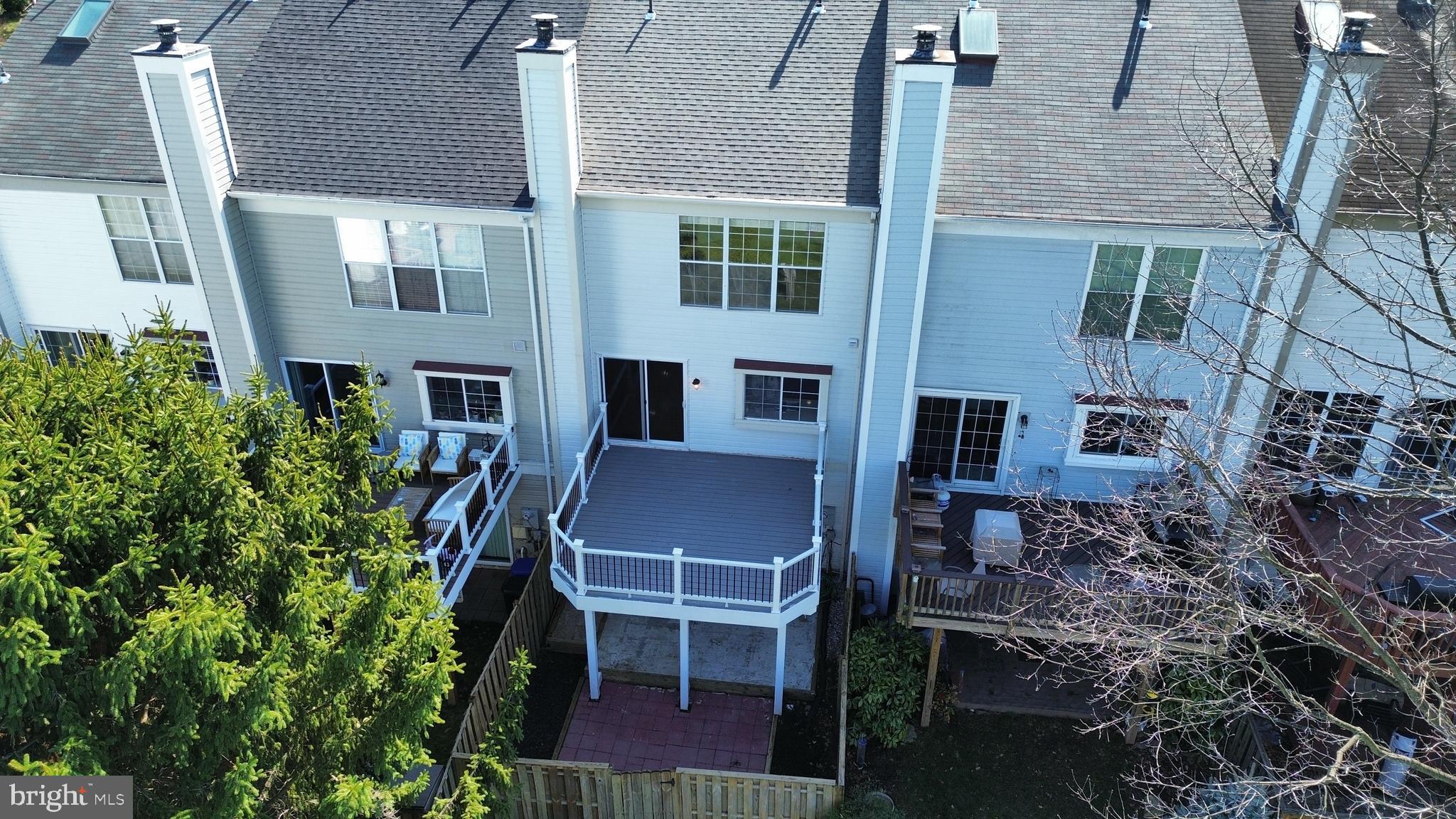ASHBURN FARM - Residential