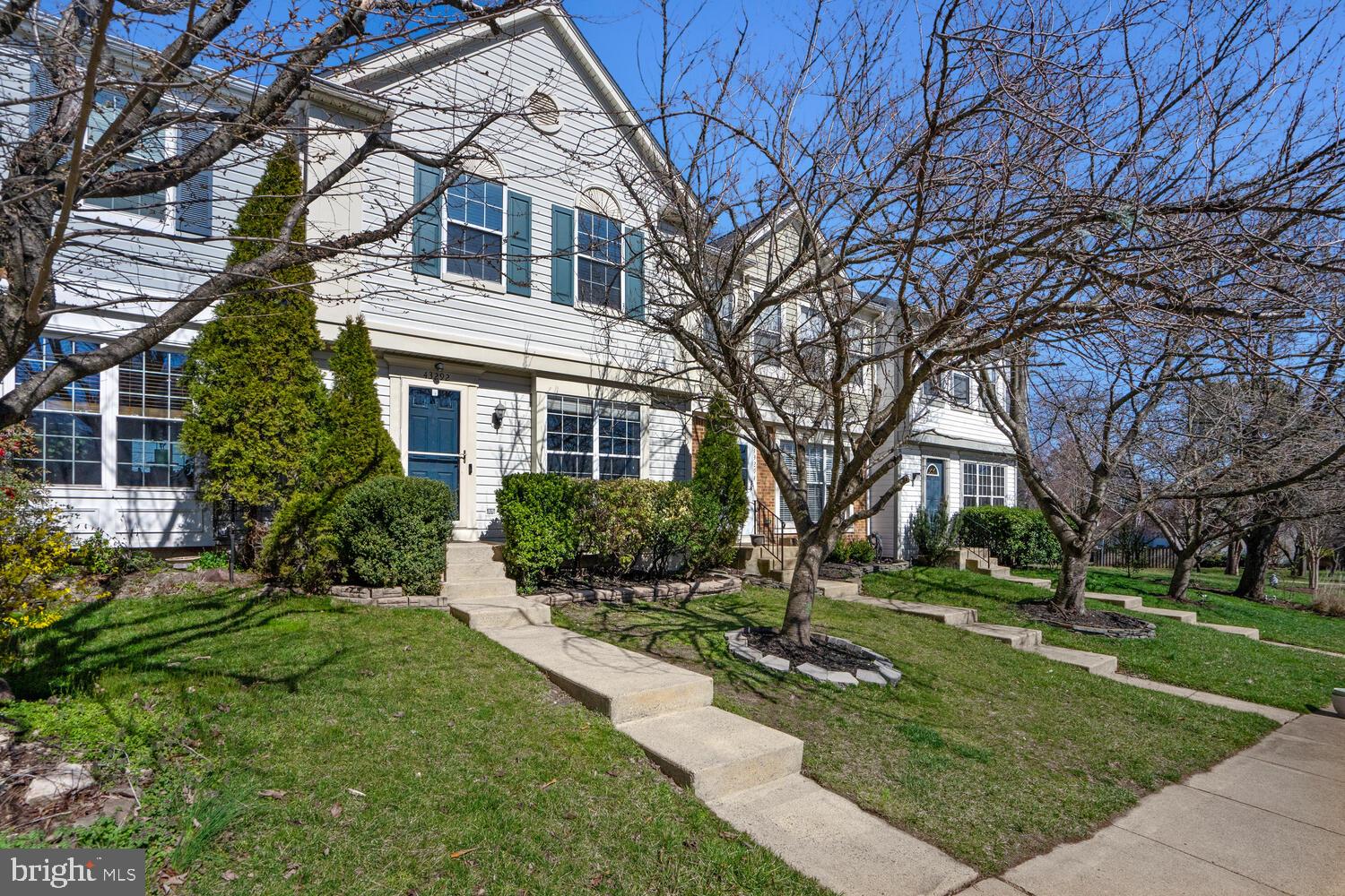 ASHBURN FARM - Residential