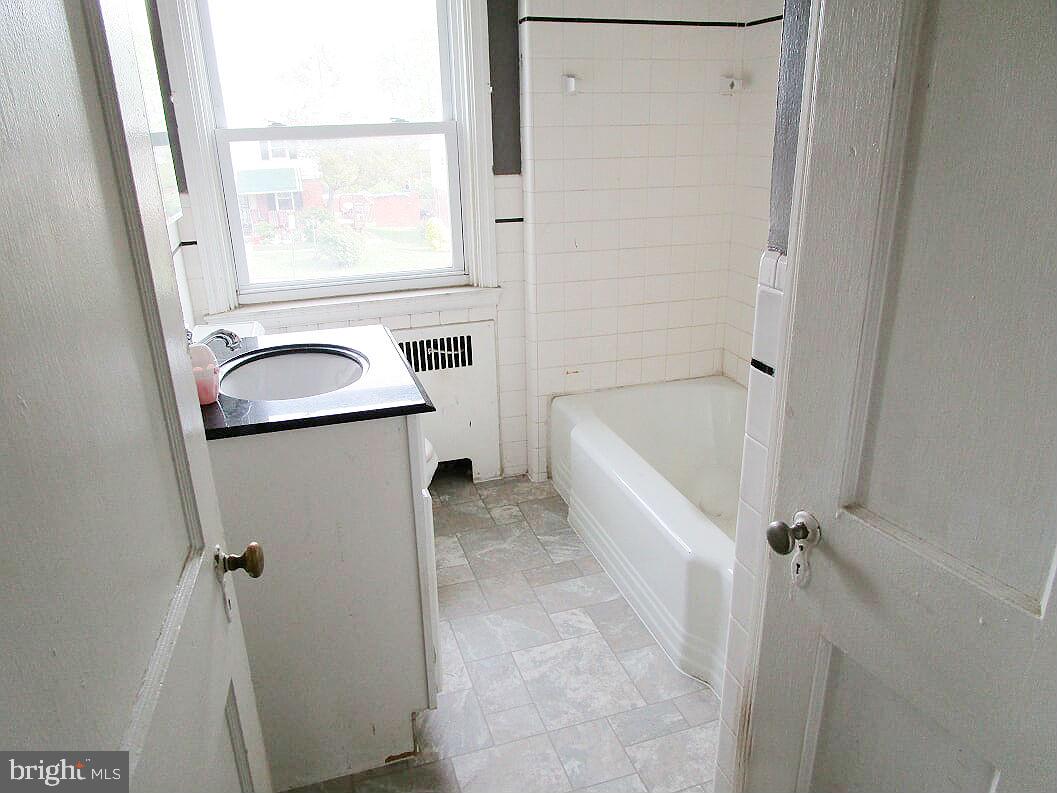 EDNOR GARDENS - LAKESIDE - Residential